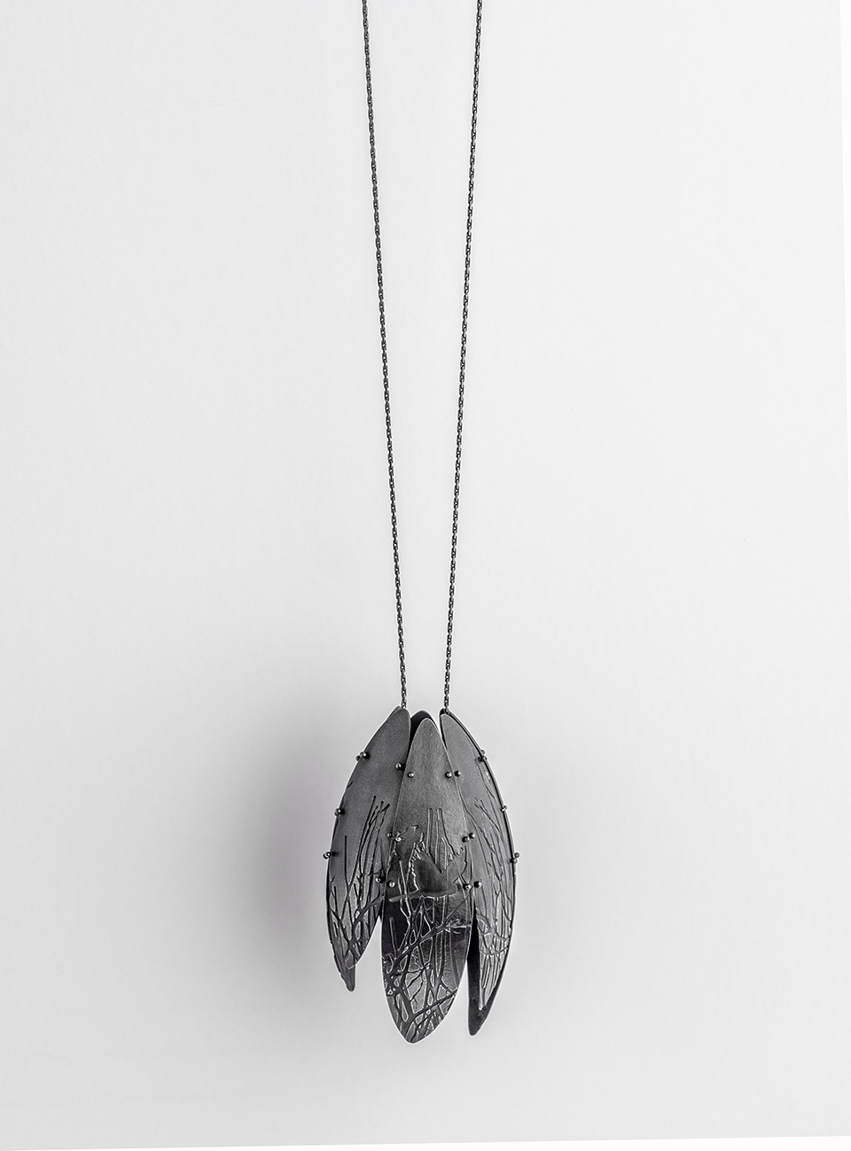 4.-habitat-pendant-hangingjpg.jpg