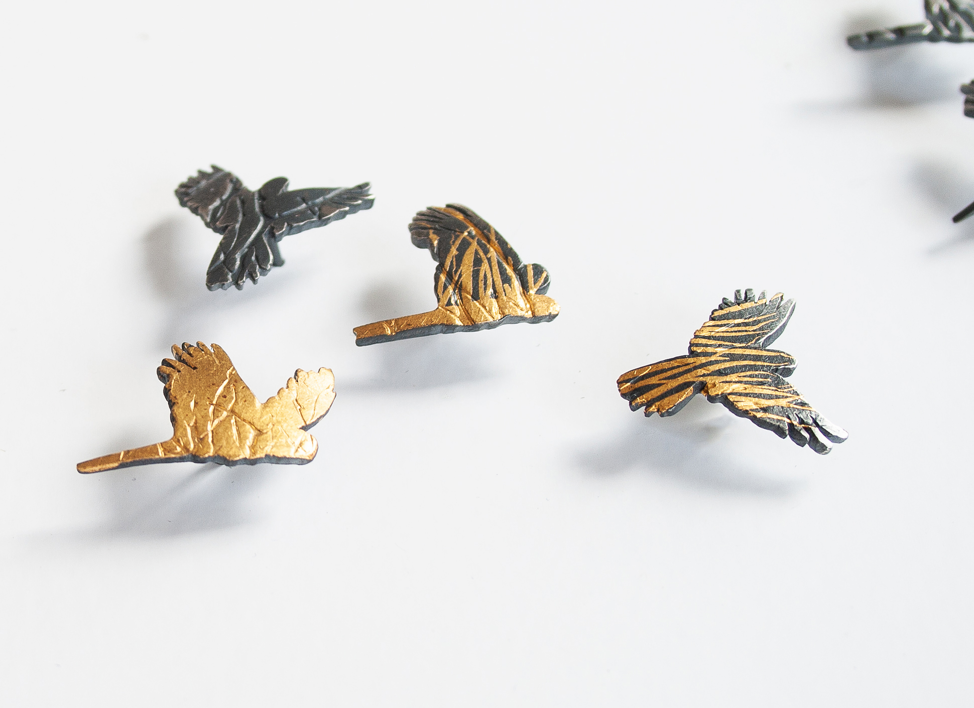 5.-robin-wells-escape-brooch-pins-detail-1.jpg