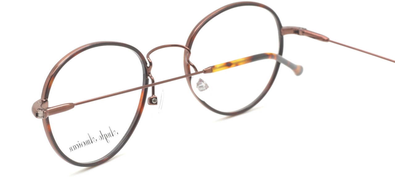 Retro eyewear in bronze finish