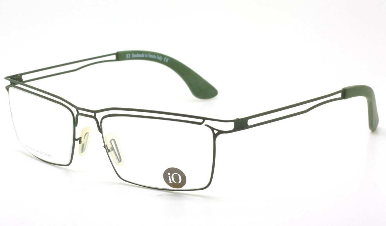 LIO 1018 Skeleton Frame At The Old Glasses Shop