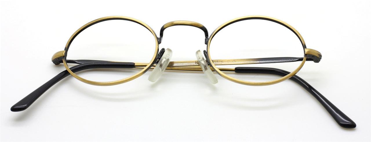 Suitable for prescription lenses.