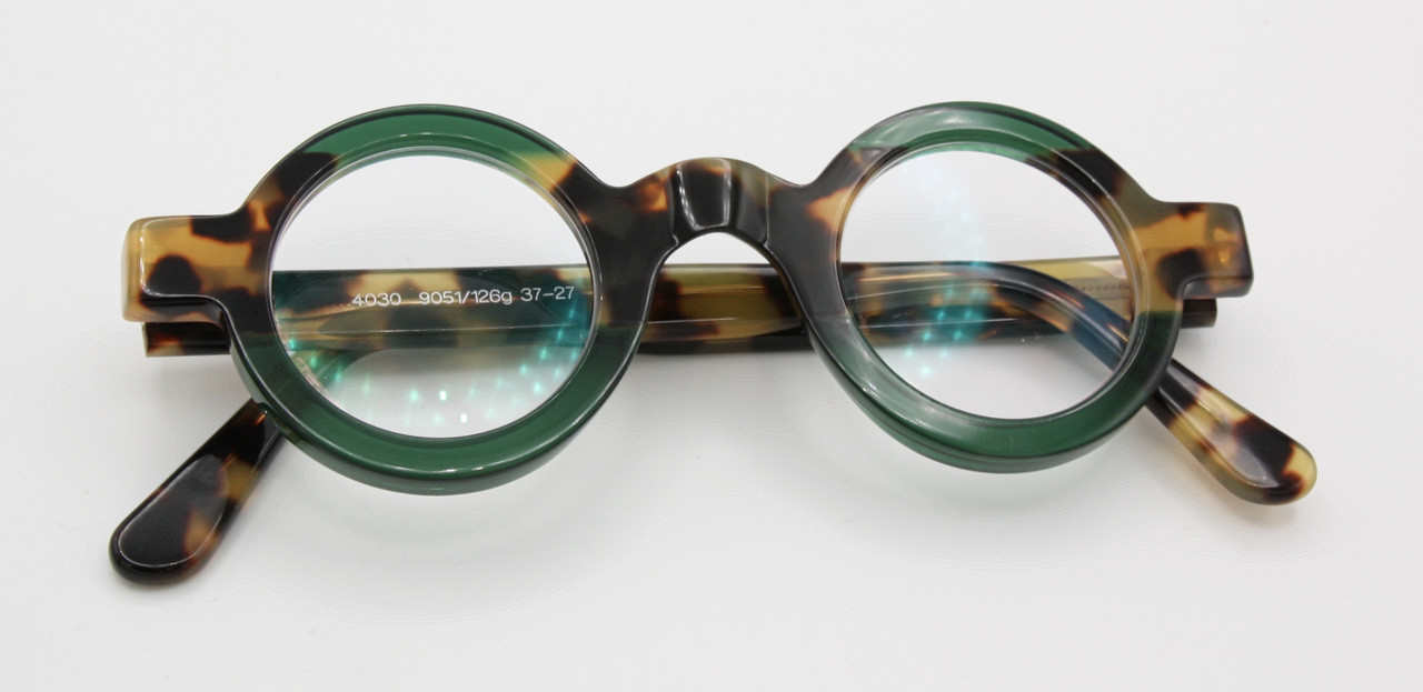 Unique True Round Schnuchel 4030 Vintage Design Eyewear In A Green & Tortoiseshell Effect Finish 37mm/43mm Lens Sizes