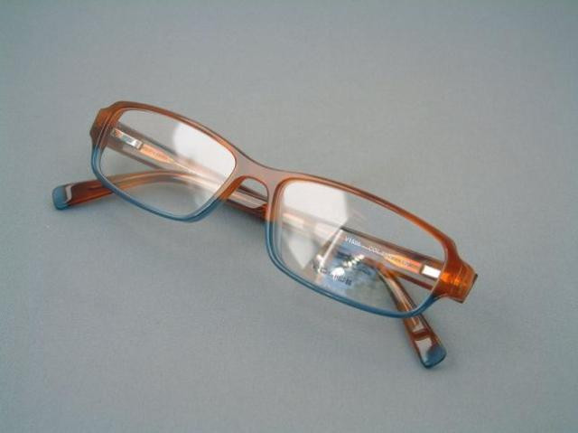 POLICE V 1505 Ultra Modern Rectangular Eyewear