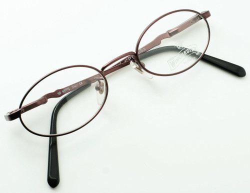Classic oval shaped vintage frames by Winchester