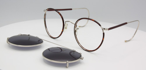 B.O.I.C. Beaufort with chestnut rims, curlsides and now now matching clip on sunglasses!