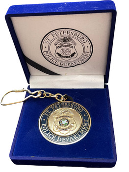 ST.PETERSBURG POLICE  IN BOX COIN KEY TAG