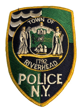 RIVERHEAD NY POLICE PATCH