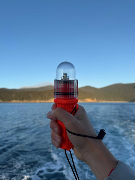 Tektite SOSeFlare 5 Electronic Distress Flare in use
