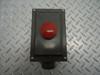 ALLEN-BRADLEY 800H-1HZ4R ENCLOSURE W/ 800T-XA CONTACT BLOCKER & RED BUTTON