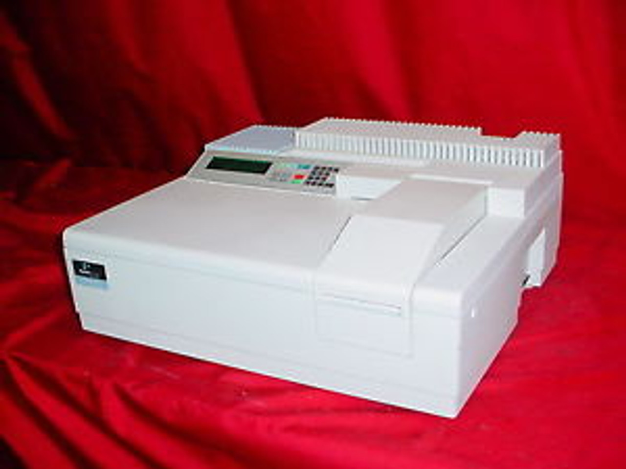 Buy Perkin Elmer Lambda Bio40 Lab UVVIS Spectrometer