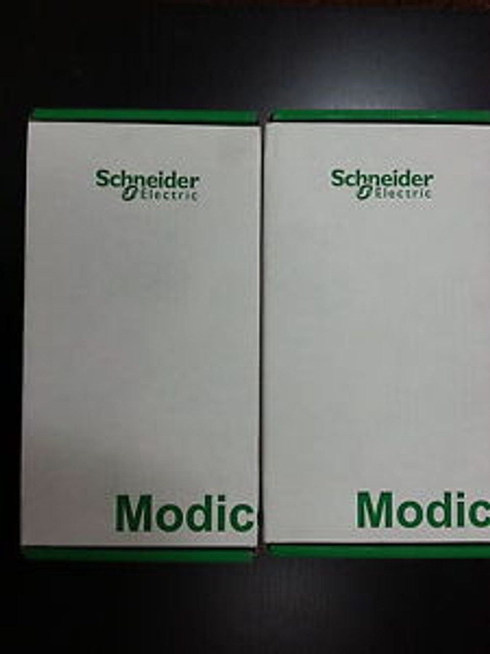 Schneider 140-DAO-842-10 Output Module 140DAO84210 Sealed 