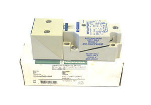 XS7-C40PC440 XS7C40PC440 1pc New in box XS7-C40PC440 XS7C40PC440 1pc New in box
