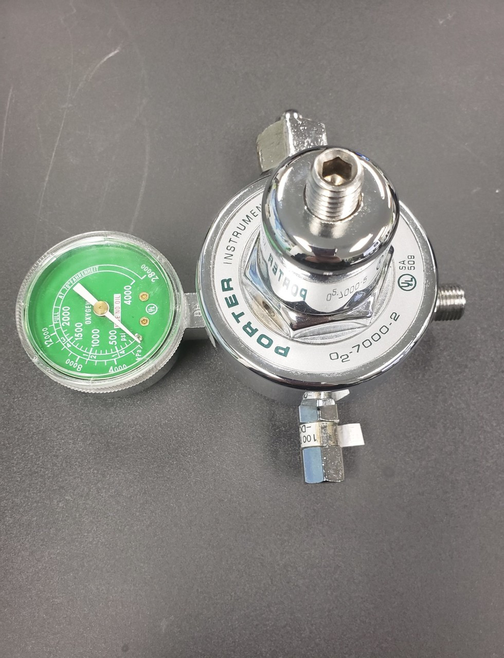 O2 Tank Porter's Porter Instrument Co Compressed Gas Tank Regulator O2-7000-2 Oxygen - Green