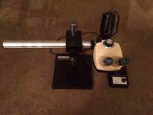 Buy LEICA Stereo Zoom 4 with Bausch & Lomb Stand and Illuminator Light