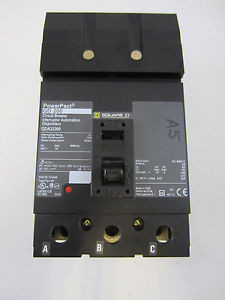 Interruttore Automatico Square D PowerPact D 200A 240VAC 2 Poli, QBP22200TM, Nuovo Testato