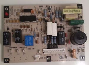 Carrier Bryant Payne Furnace control board LH33WP002A SPW Industrial