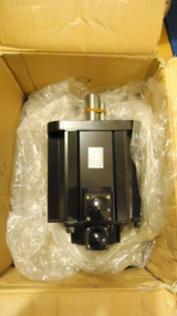New In Box Yaskawa Servo Motor Sgmg-30A2Bb 3000W 200V 24.8A 1000Rpm