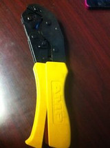 AMP 9250-0 28-24 24-20 AWG Ratchet Hand Crimper Crimp Tool Used Free Shipping