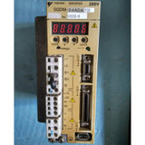 one Yaskawa Sgdm-04aday32 Servo Drive