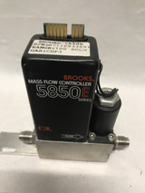 Brooks Chf3 Mass Flow Controller - 100 Sccm Precision Control