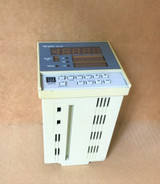 Keyence RV3-55 B/R digital controller