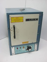 Blue M SW-11TA Laboratory Oven, 40°C - 200°C, 120V 7.5A 900W, 0.70cu ft