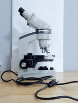 REICHERT Scientific One-Fifty 150 Microscope with 3 Objectives A