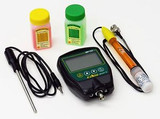 Handheld Combination Meter Ph / Mv / Temperature Portable