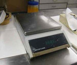 Mettler PJ4000 lab scale, serial H73772.  Used