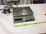Mettler SM-F SM3000 Digital Scale 3000g Max, Case Shows Staining