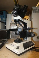 FISHER MICROMASTER MICROSCOPE LOADED OBJECTIVES PL 10/0.25 160/-