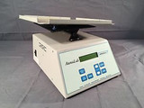 Cole-Parmer ArmaLab AR-100 Digital Orbital Rocker / Shaker 51820-15