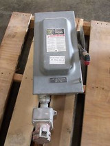 Sq D 60 Amp Disconnect Non-Fusible  Cat Hu362  600 With Crouse Hinds Receptacle