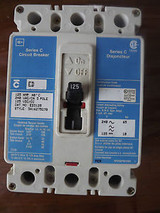 Cutler Hammer Ed3125 Circuit Breaker 65K 3 Pole 125Amp 240V