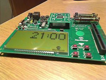 MICROCHIP LCD EXPLORER DEVELOPMENT BOARD