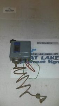 JOHNSON CONTROLS Penn- Baso P72AB-1 PRESSURE CONTROL USED