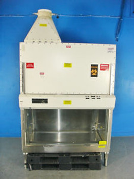 Baker SterilGard Model 56400 fume hood