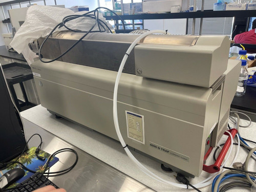 Applied Biosystem AB Sciex 4000 Trap LC/MS/MS complete with Agilent 1100 LC