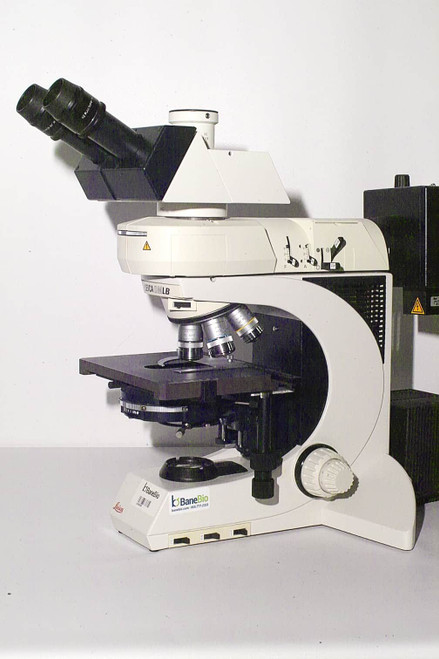 LEICA DMLB RESEARCH FLUORESCENCE MICROSCOPE - APO OPTICS