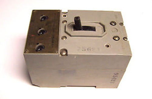 I.T.E.  NAVY Type 15A Circuit Breaker AQB A101  Cat 2750   ...  WA-17