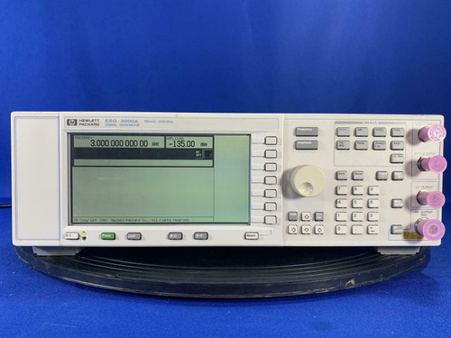 Agilent Keysight HP ESG-3000A RF Generato