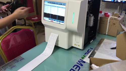 YSTE320 lower price than mindray blood analyzer 10.4 inch touch screen bench-top built in printer auto hematology analyzer