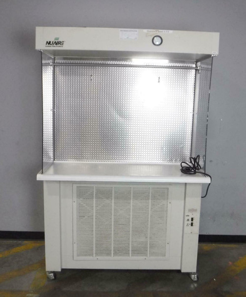 Nuaire NU-301-436 Horizontal Laminar Flow Workstation Tested Working