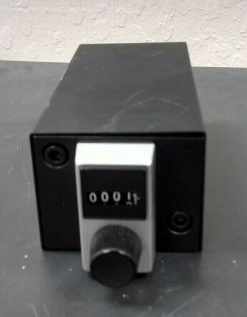 Optometrics Dmc1-03 Digital Monochromator 300 Nm To 800 Nm