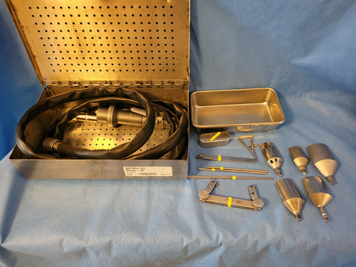Slocum Tplo Saw, Jig Set, Ss Sterilization Case, And Blades.