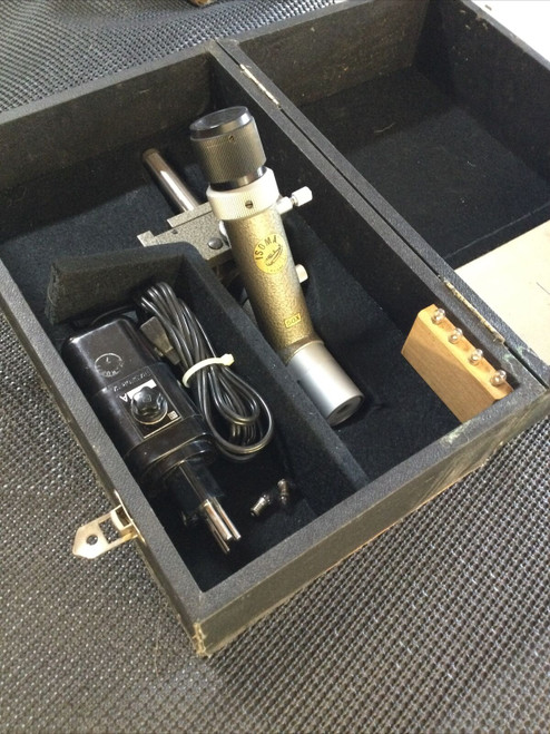 Isoma Centering Microscope