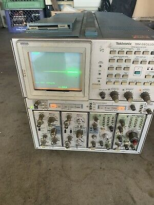 Tektronix 7854 Oscilloscope  Self Test Pass 4 Slot