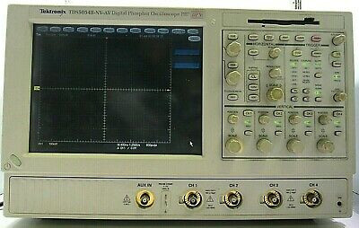 Tektronix Tds5054B-Nv-Av Digital Phosphor Oscilloscope 500Mhz 5 Gs/S