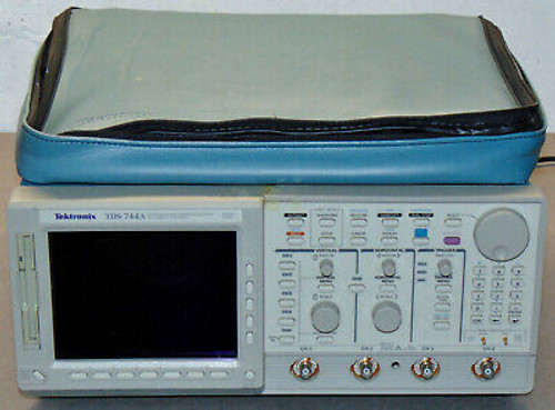 Tektronix Tds 744A Digital Oscilloscope Probe 500Mhz 2Gs/S 4‹ Channel Options