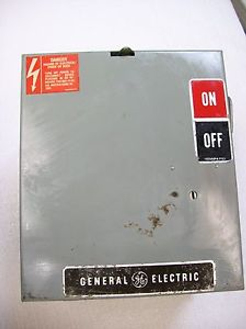 GENERAL ELECTRIC GE DH421RR 30 AMP 240V FUSIBLE BUSS BUS PLUG